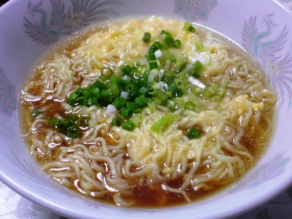 マルちゃん正麺で作る　卵とじ醤油ラーメン