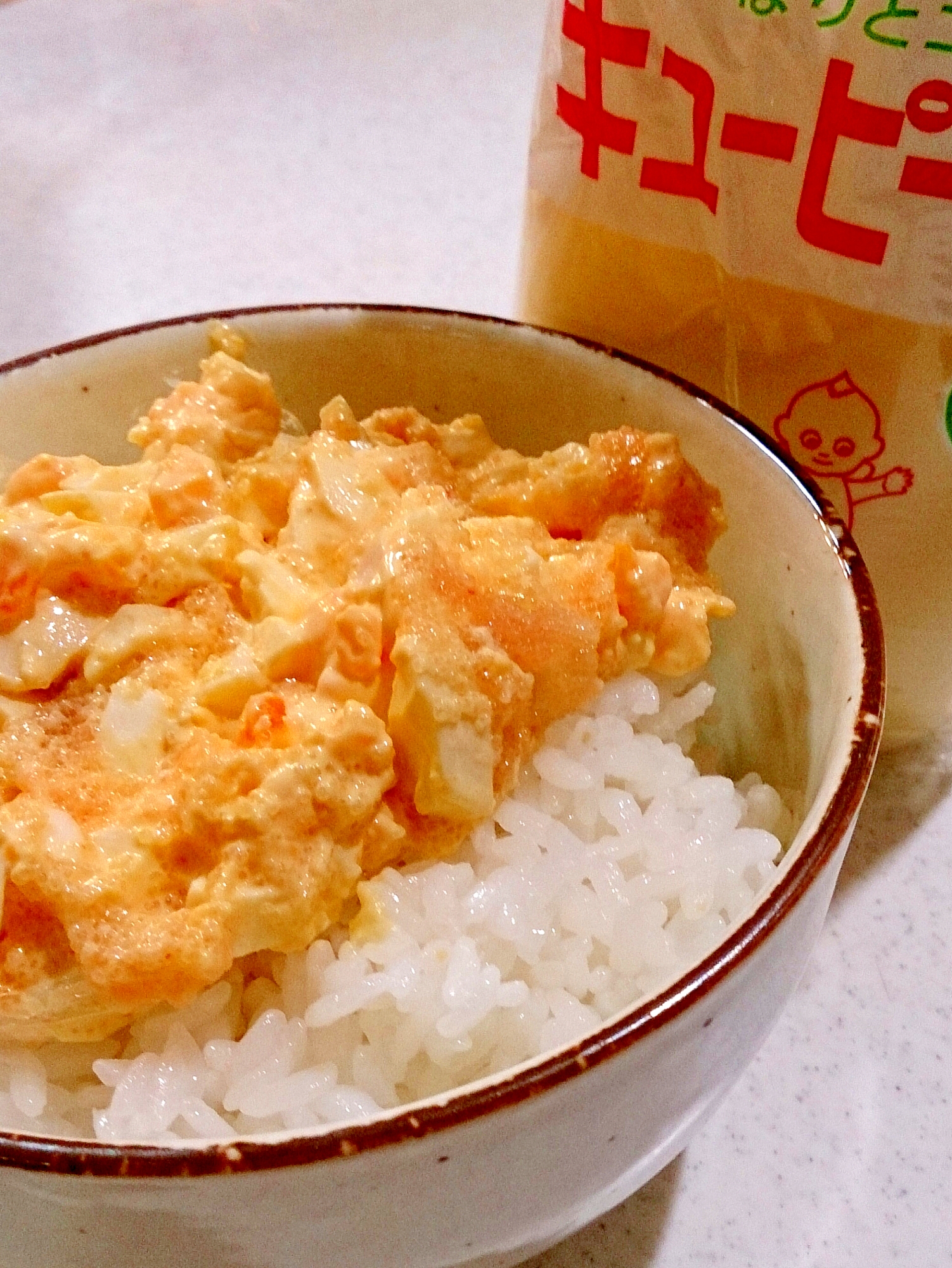 茹で卵と明太子マヨサラダ丼