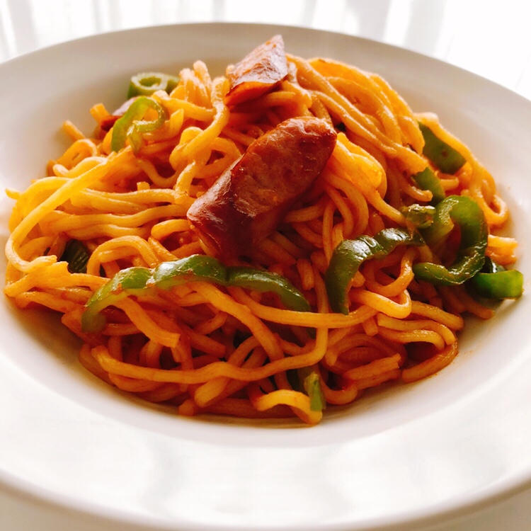 トムヤム塩で焼きそばナポリタン レシピ 作り方 By Mattun13 楽天レシピ