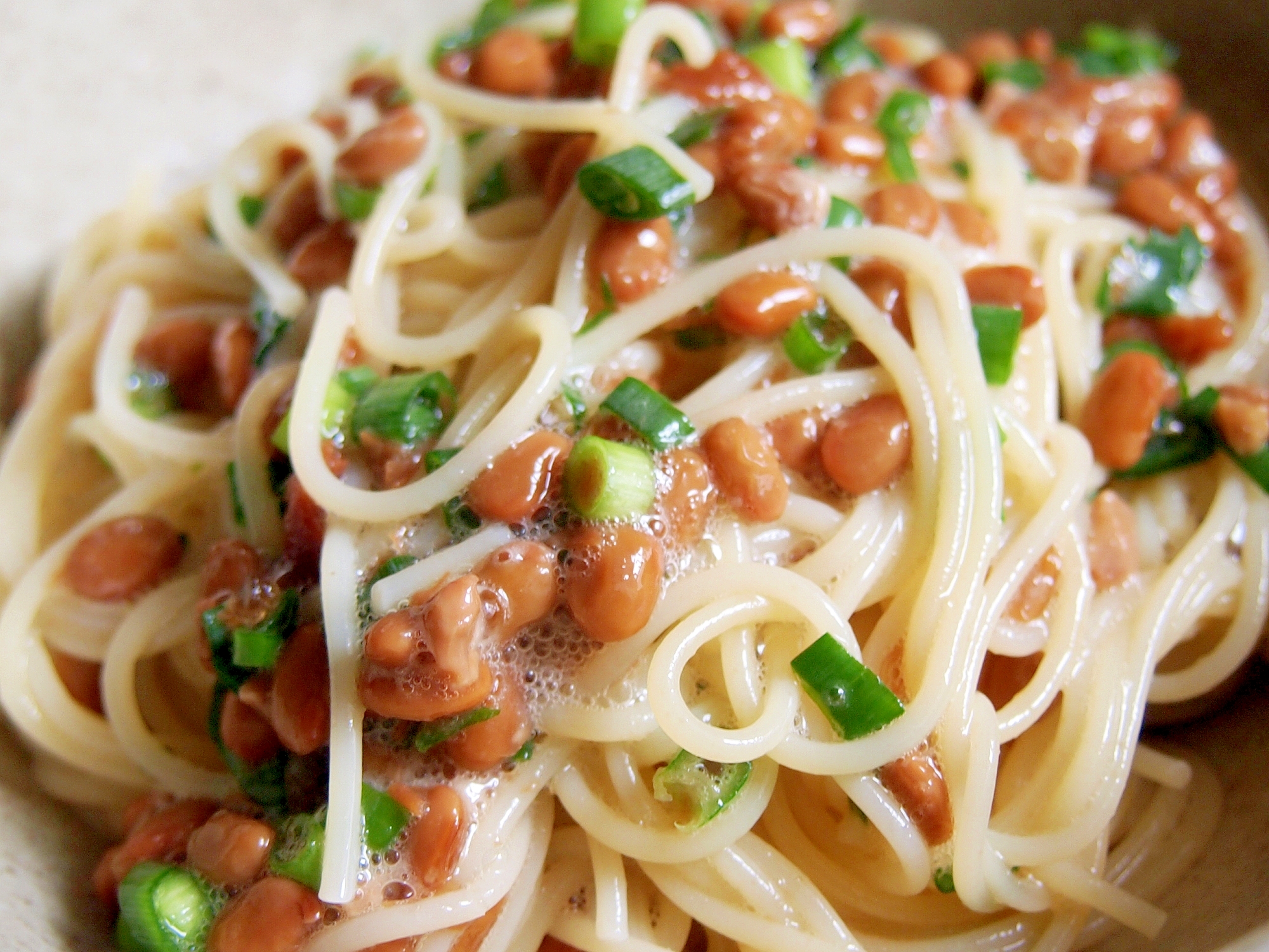 和えるだけ♪冷製・梅納豆ポン酢パスタ