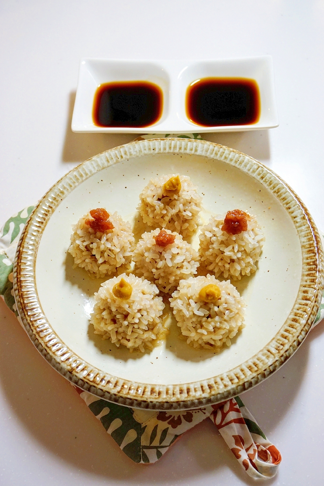見て楽しい~食べて美味しい!もち米しゅうまい