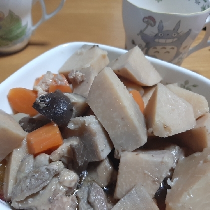 里芋と鶏肉の煮物♪