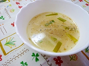 にらともやしの中華スープ