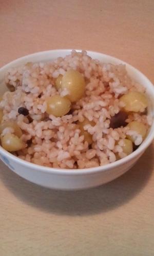 ぎんなんとしめじの玄米ご飯