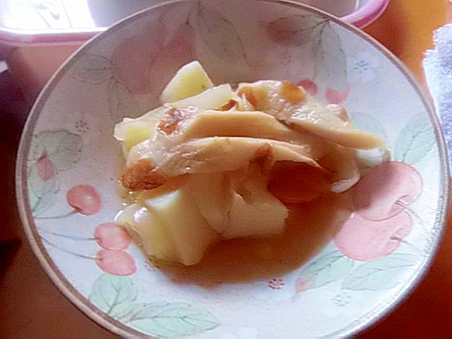 ちくわとじゃがいもの煮物