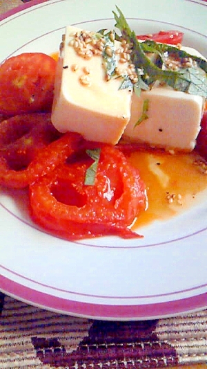 豆腐とイタリアンレッドトマトのサラダ