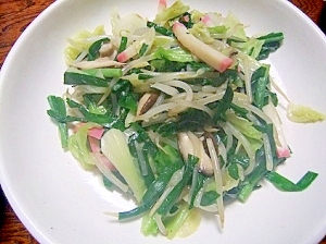 ごま油が香ばしい♪シンプル野菜炒め