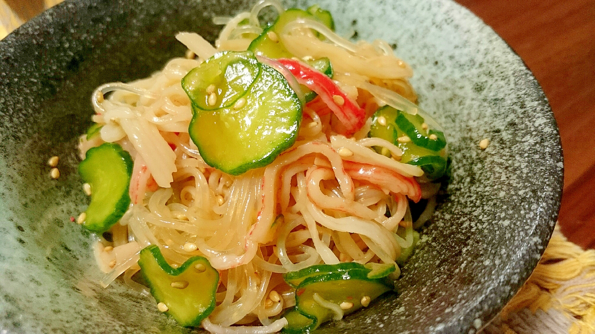 オイスターソースが隠し味☆かにかまの中華春雨サラダ