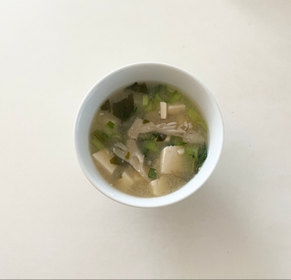 豆腐と小松菜と舞茸のお味噌汁☆
