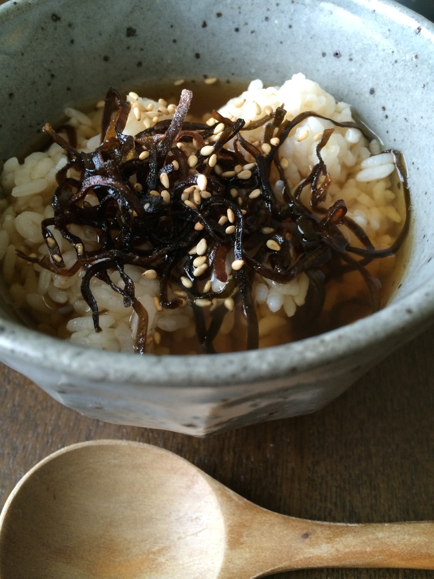 塩昆布の出汁茶漬け