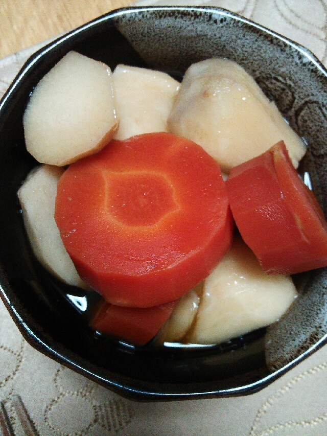 金時にんじんと里芋の煮物