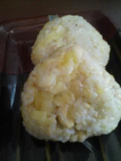 チーズ入り玄米おにぎり