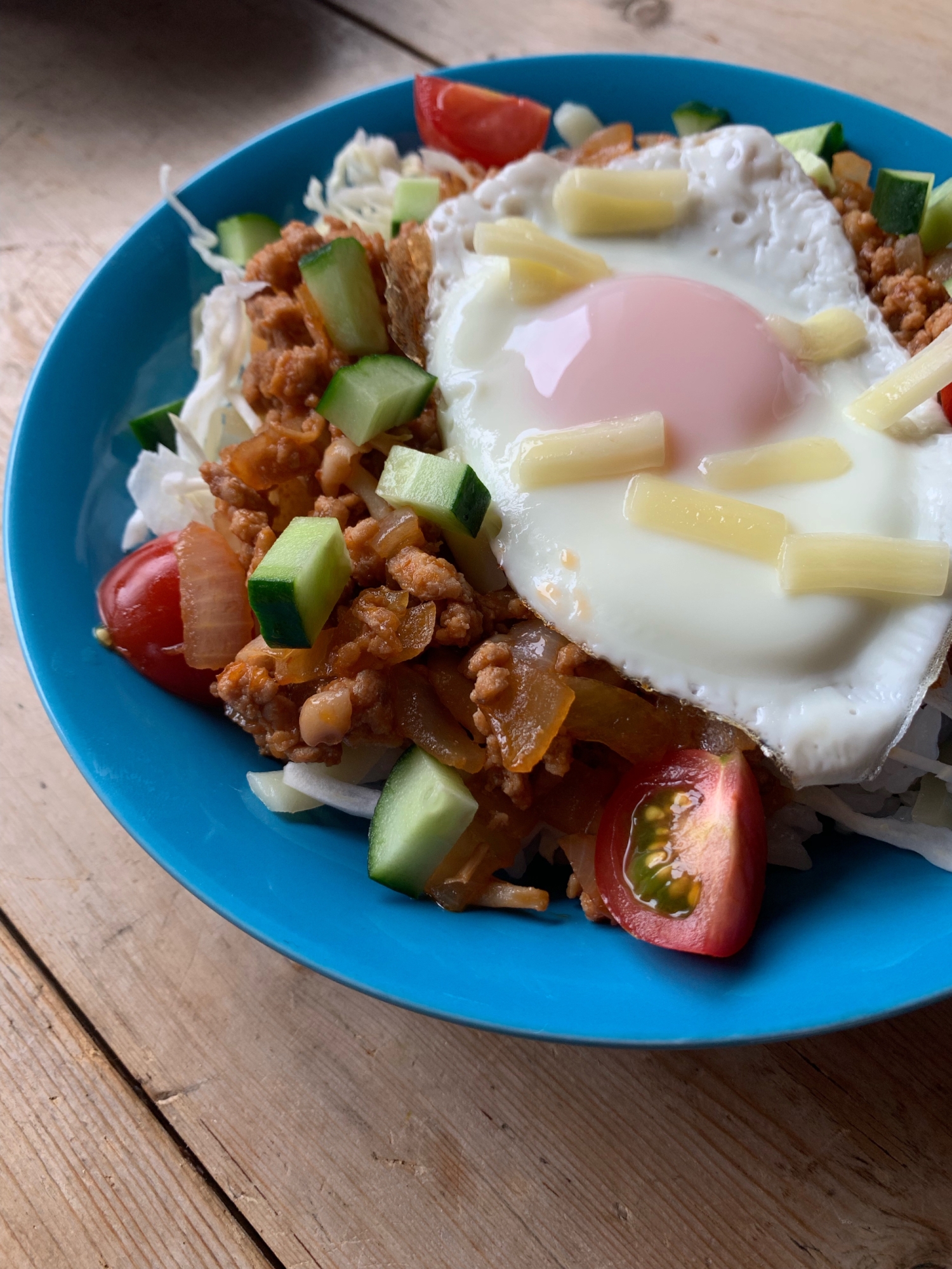 子供とランチ！目玉焼きのっけタコライス