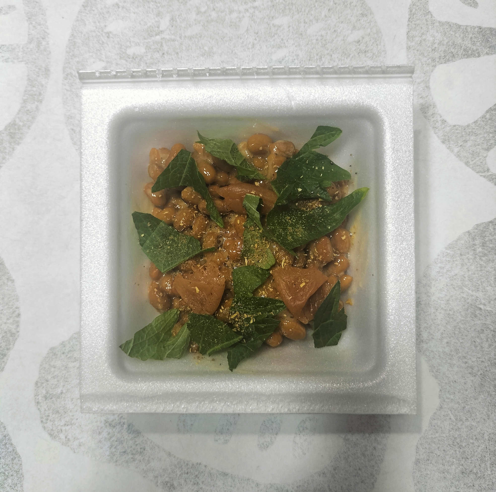 蜂蜜梅と粉山椒入り納豆