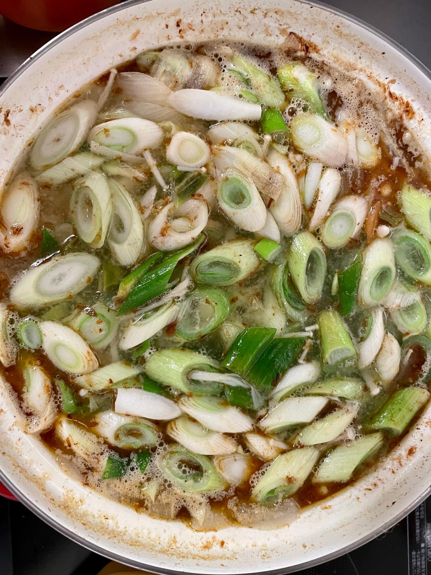 鶏肉の旨味と野菜の甘みが絶妙に調和した、絶品鶏汁