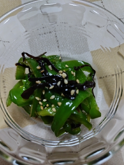 簡単1品!ピーマン塩昆布炒め
