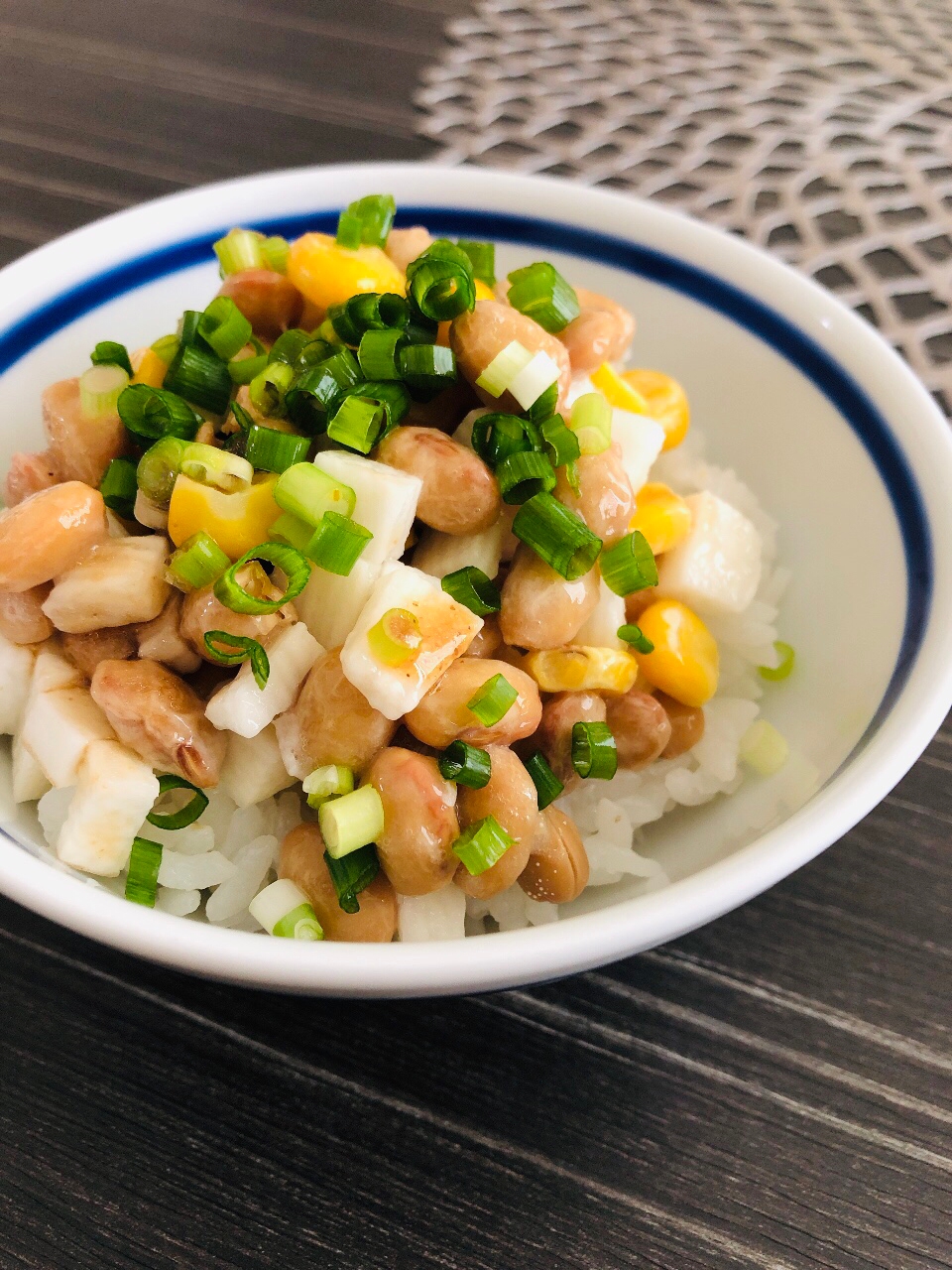 【火不要で100円以下丼】納豆サラダ丼