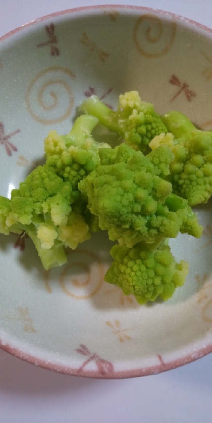 ロマネスコを入れるとサラダが豪華になりますよね。マヨ味は最高！美味しくいただきました。