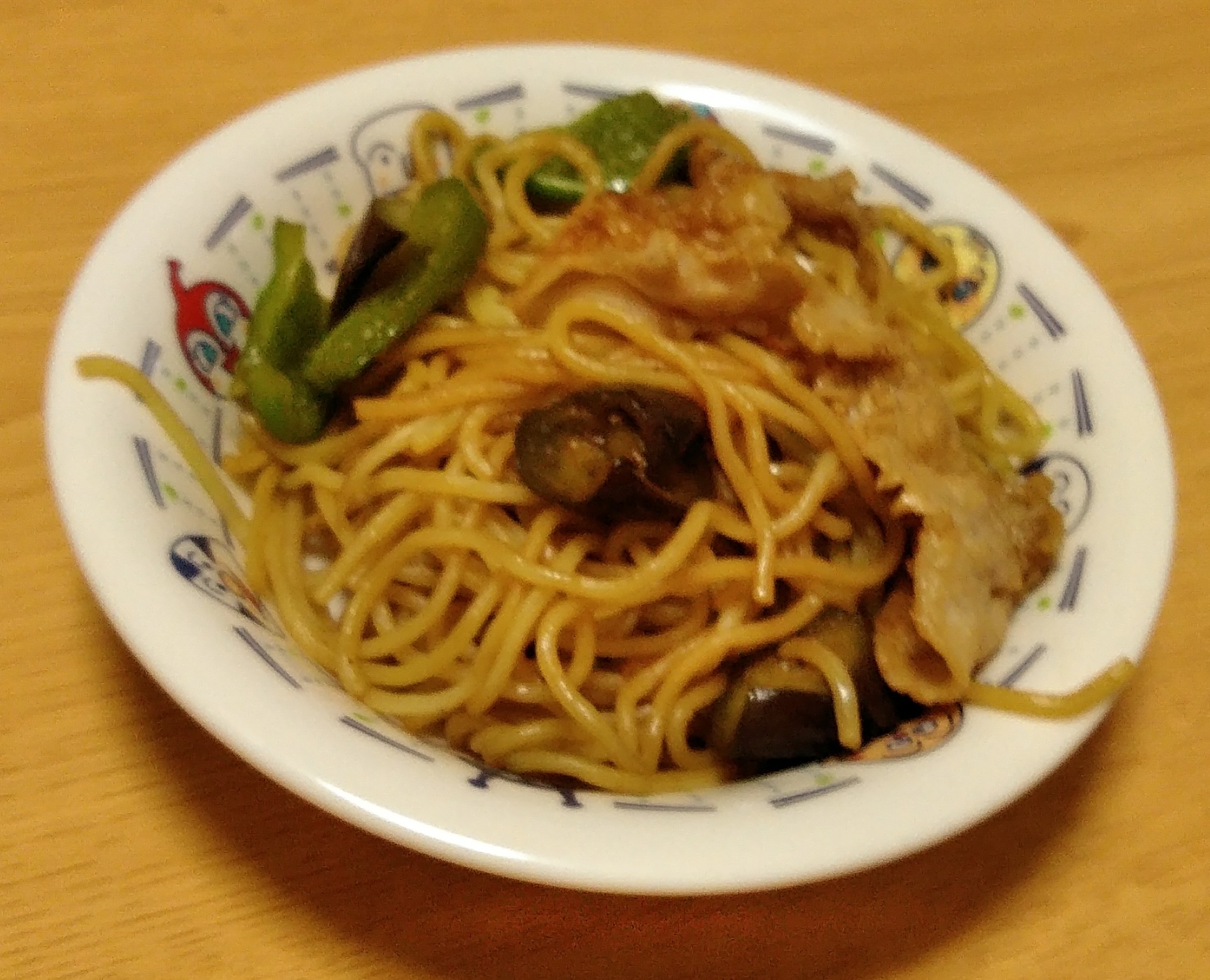 茄子とピーマンと豚肉の焼きそば