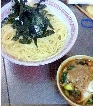 パスタdeつけ麺【鶏皮＆麺つゆでWスープ風】