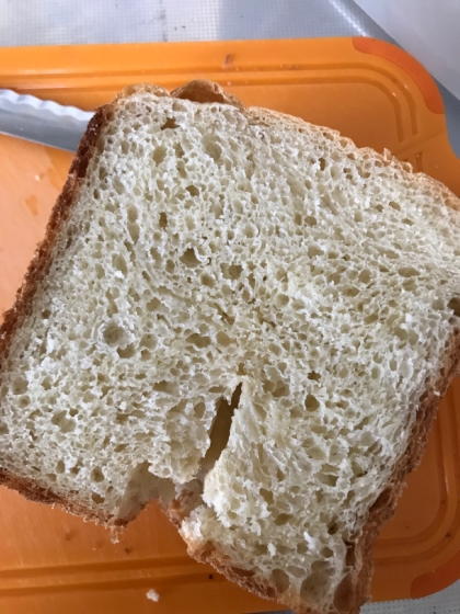 きめの細かいふわふわ食パンになりました！