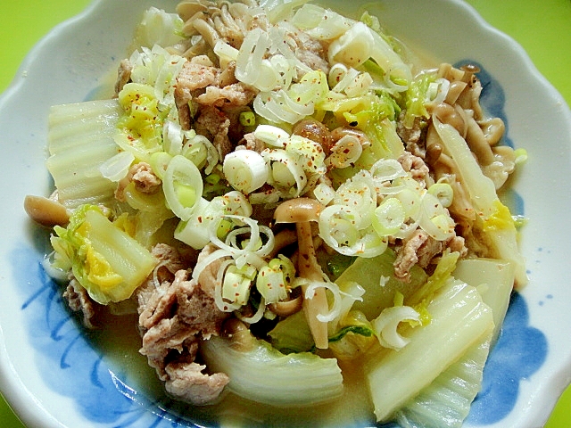 白菜と豚肉しめじの味噌煮