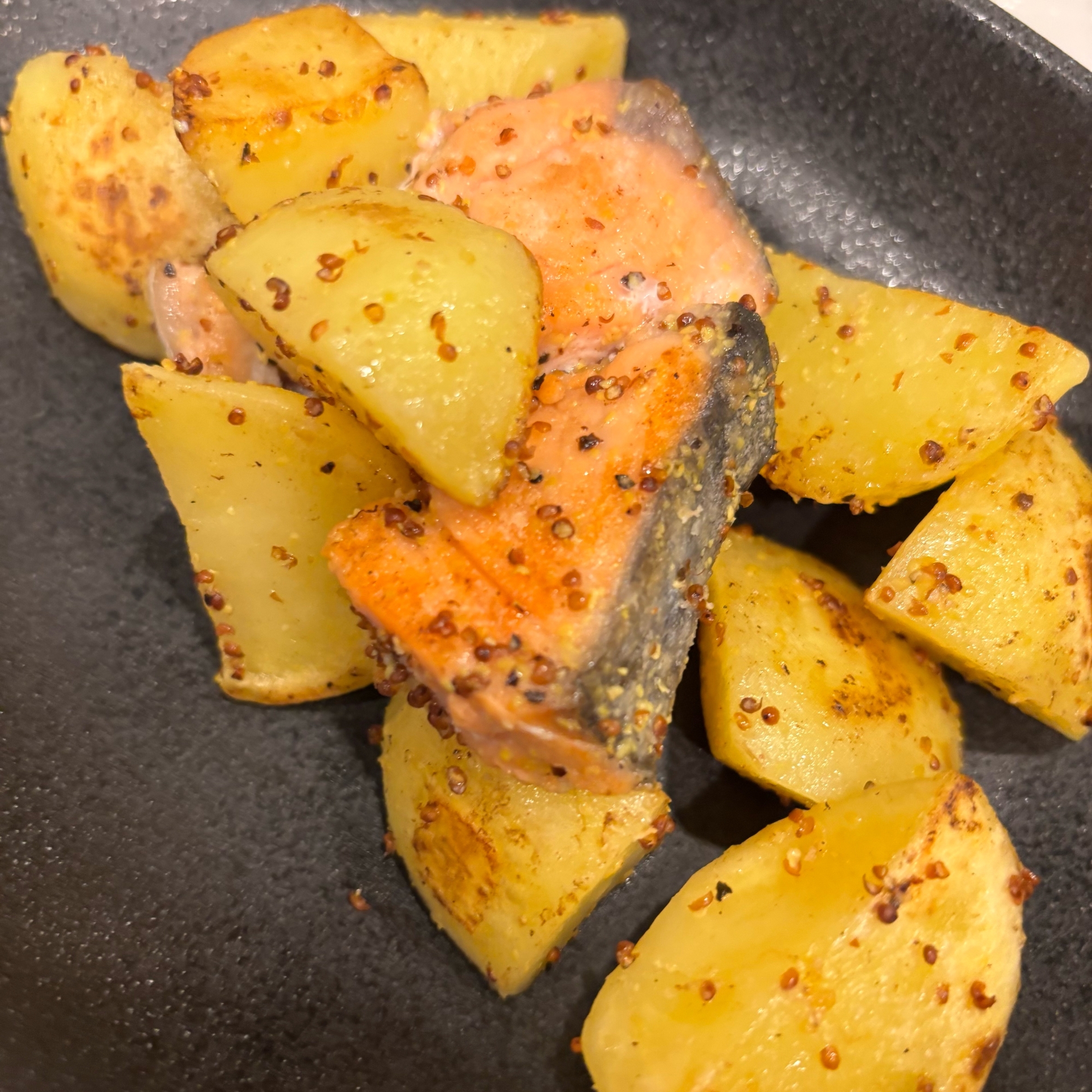 じゃが鮭のマスタード炒め