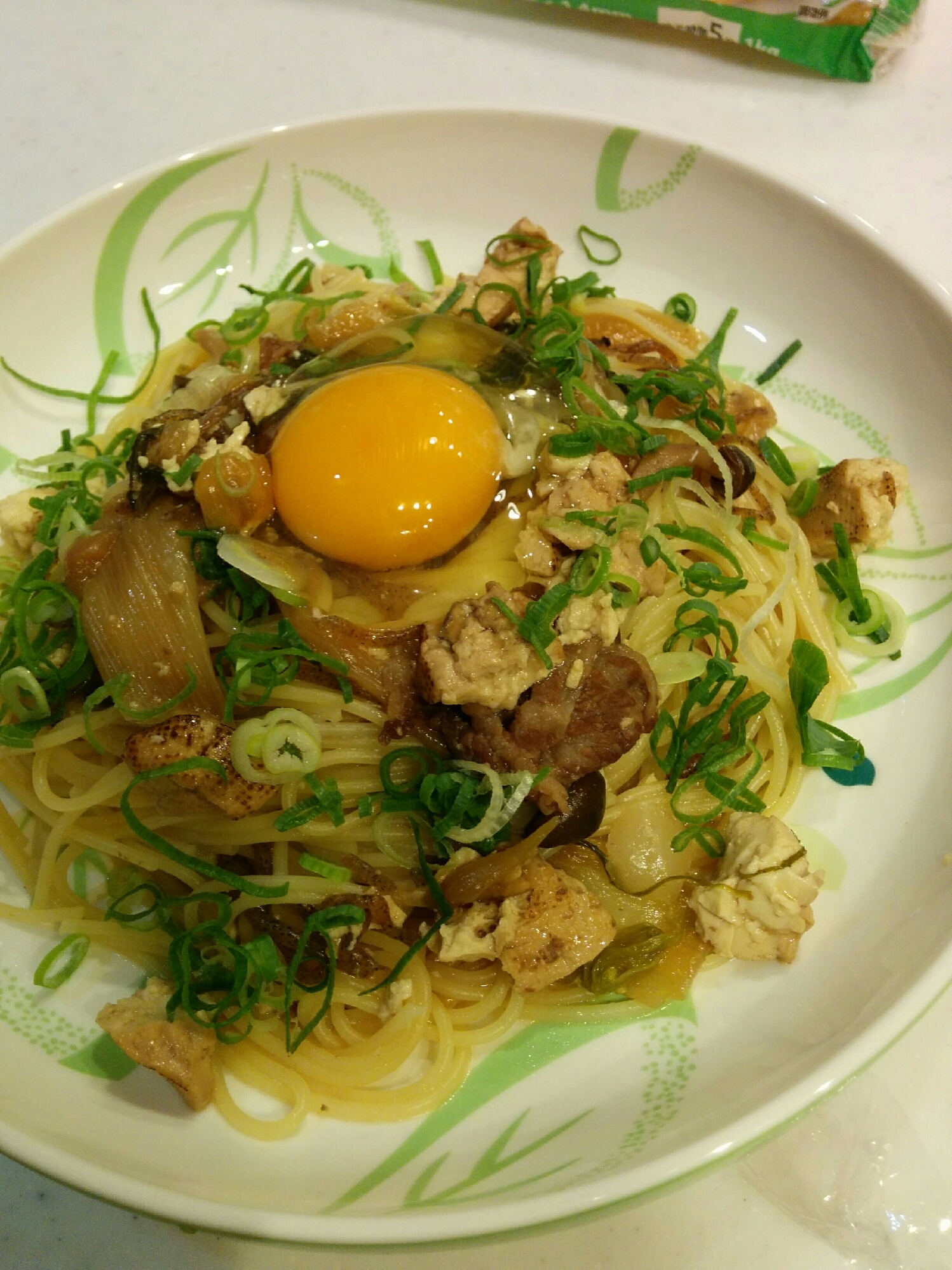 すき焼きの残りで 簡単和風バターパスタ