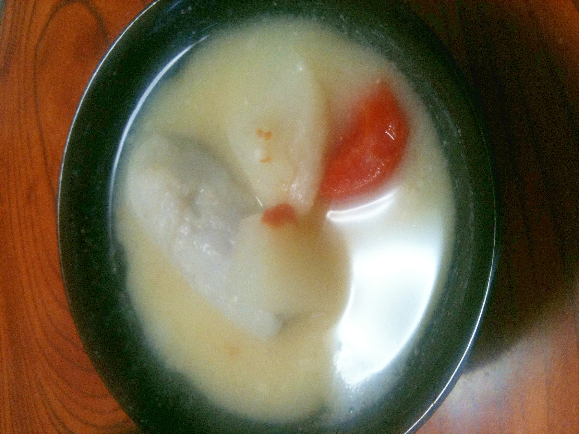 海老芋の白味噌雑煮