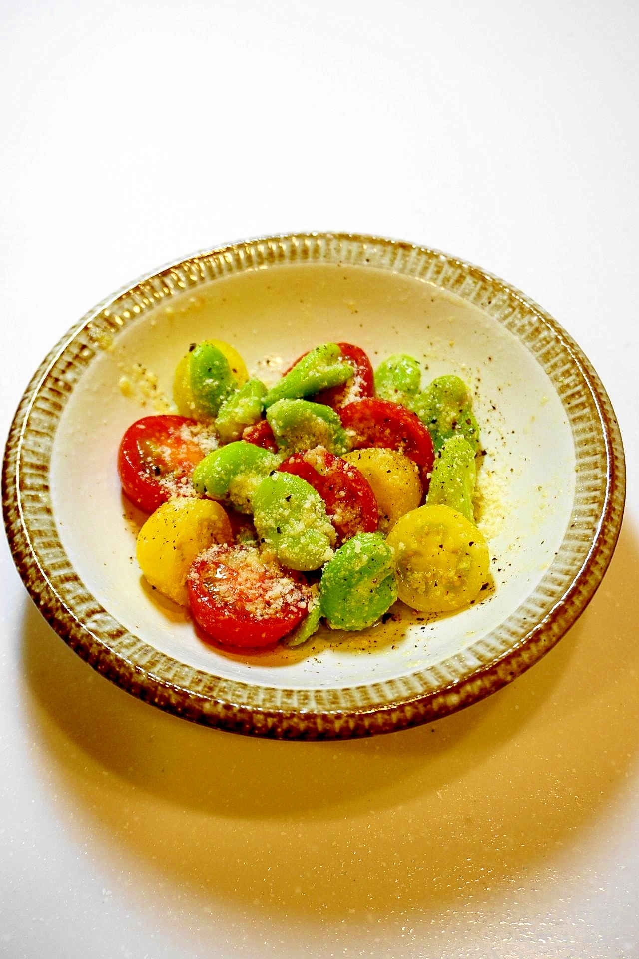そら豆とミニトマトのチーズマリネ