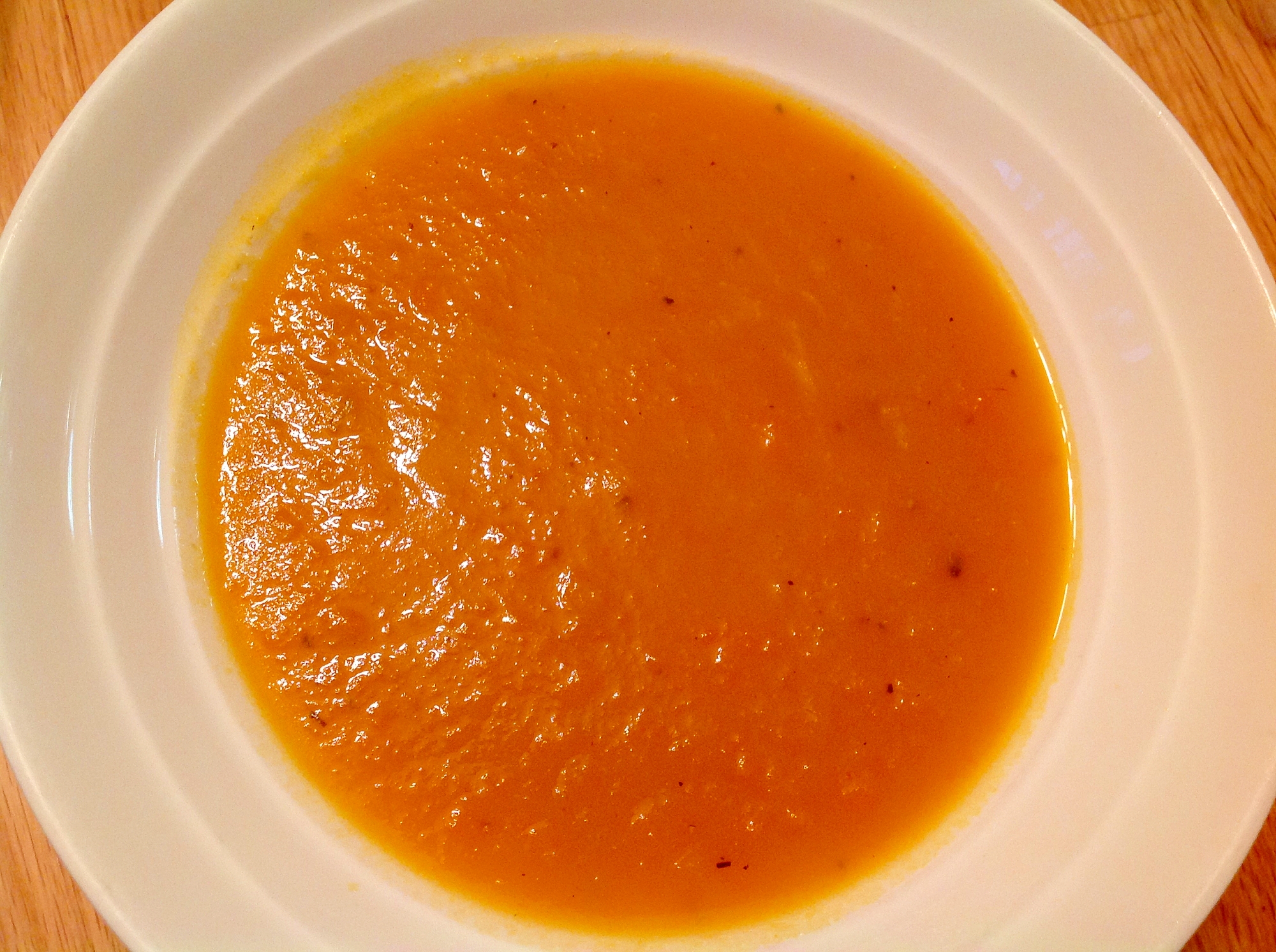 ニンジンとサツマイモと生姜のスープ