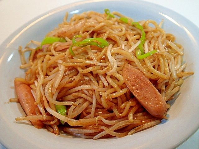 魚ニソと万願寺唐辛子ともやしのソース焼きそば