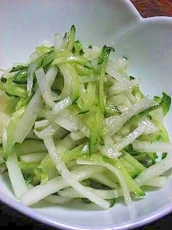 もう一品 大根ときゅうりのサラダ レシピ 作り方 By 一点集中力 楽天レシピ