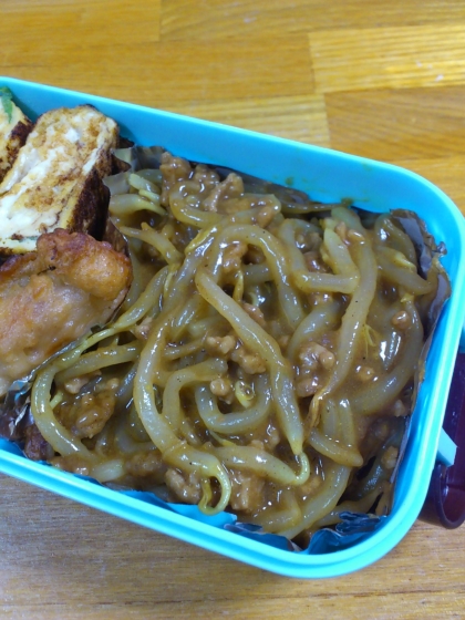 丼とレンジでOK！ 直ぐ出来る挽肉とモヤシのカレー