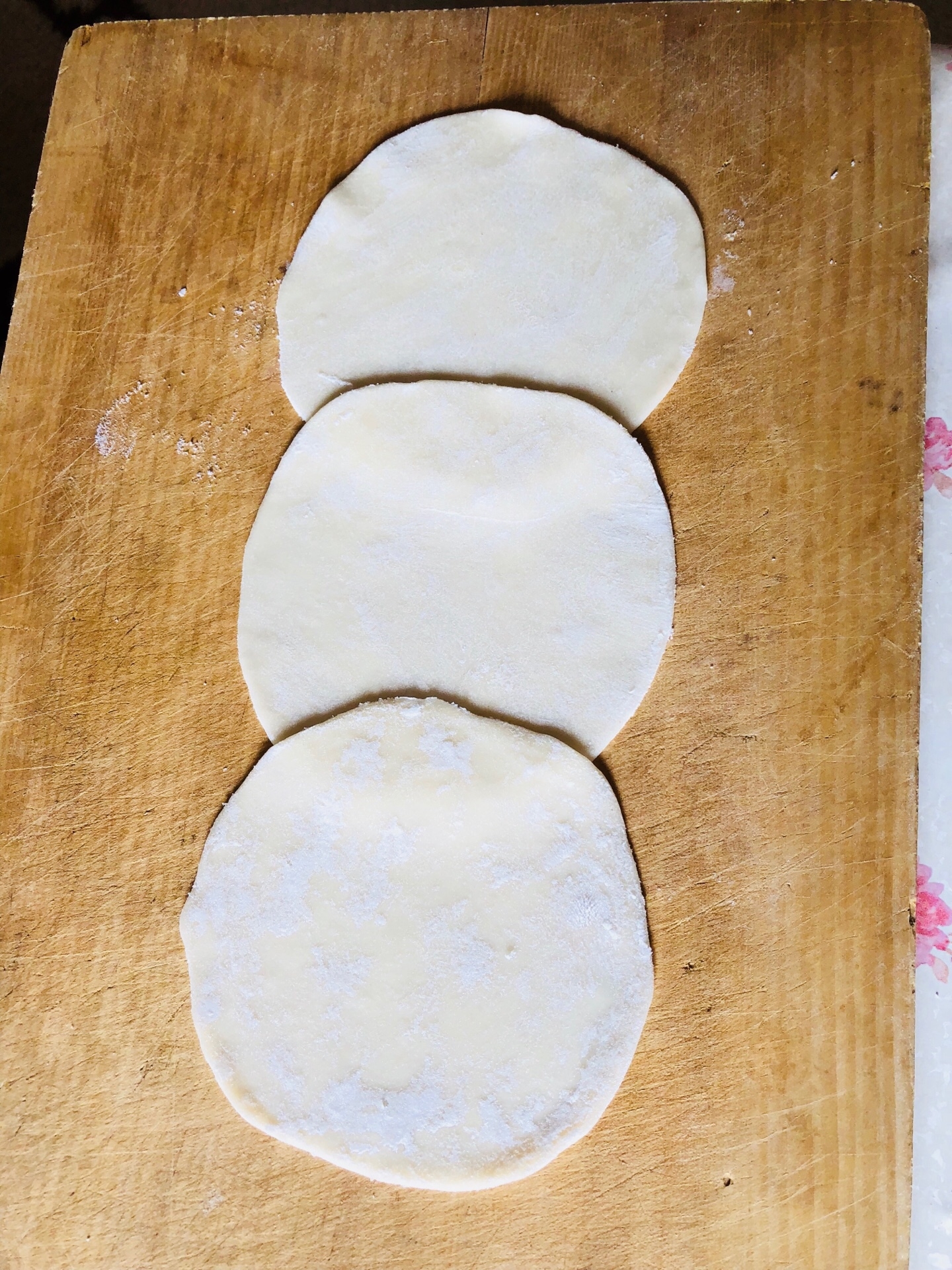 もちもち手作り餃子の皮