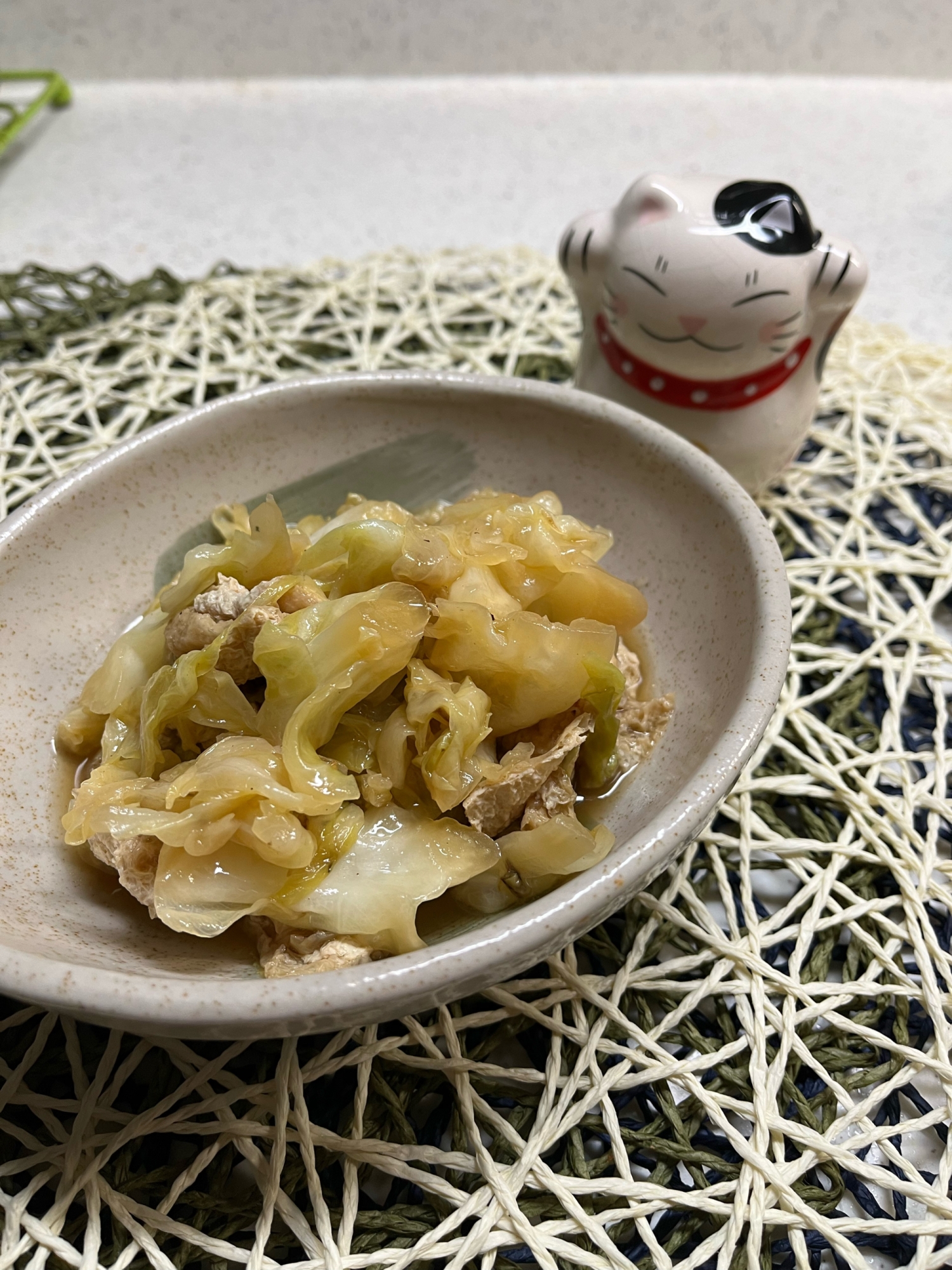 定番おかず♬キャベツと油揚げの炒め煮