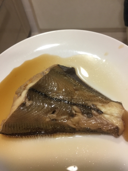 作ってる最中から甘辛い香りに食いしん坊家族がワクワク(^ ^)ほんとに美味しくて1人1切れじゃ足りません！またカレイ買いに行きます(≧∀≦)