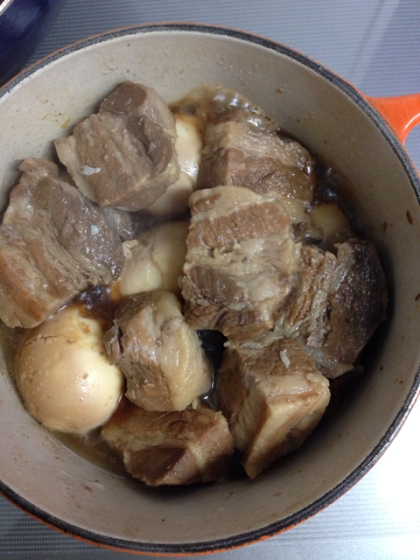 今まで作った角煮より、この作り方が一番お肉が柔らかくできました！！旦那も大絶賛。
リピ決定！また作ります。
