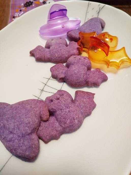 紫芋の100均立体型抜きクッキー