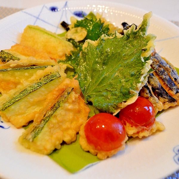 ズッキーニ ミニトマト ナス しその天ぷら レシピ 作り方 By はい 山田です 楽天レシピ ズッキーニ ミニトマト ナス しその天ぷら レシピ 作り方 By はい 山田です 楽天レシピ