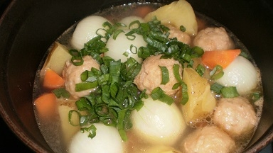 肉ボールと玉ねぎのスープ煮