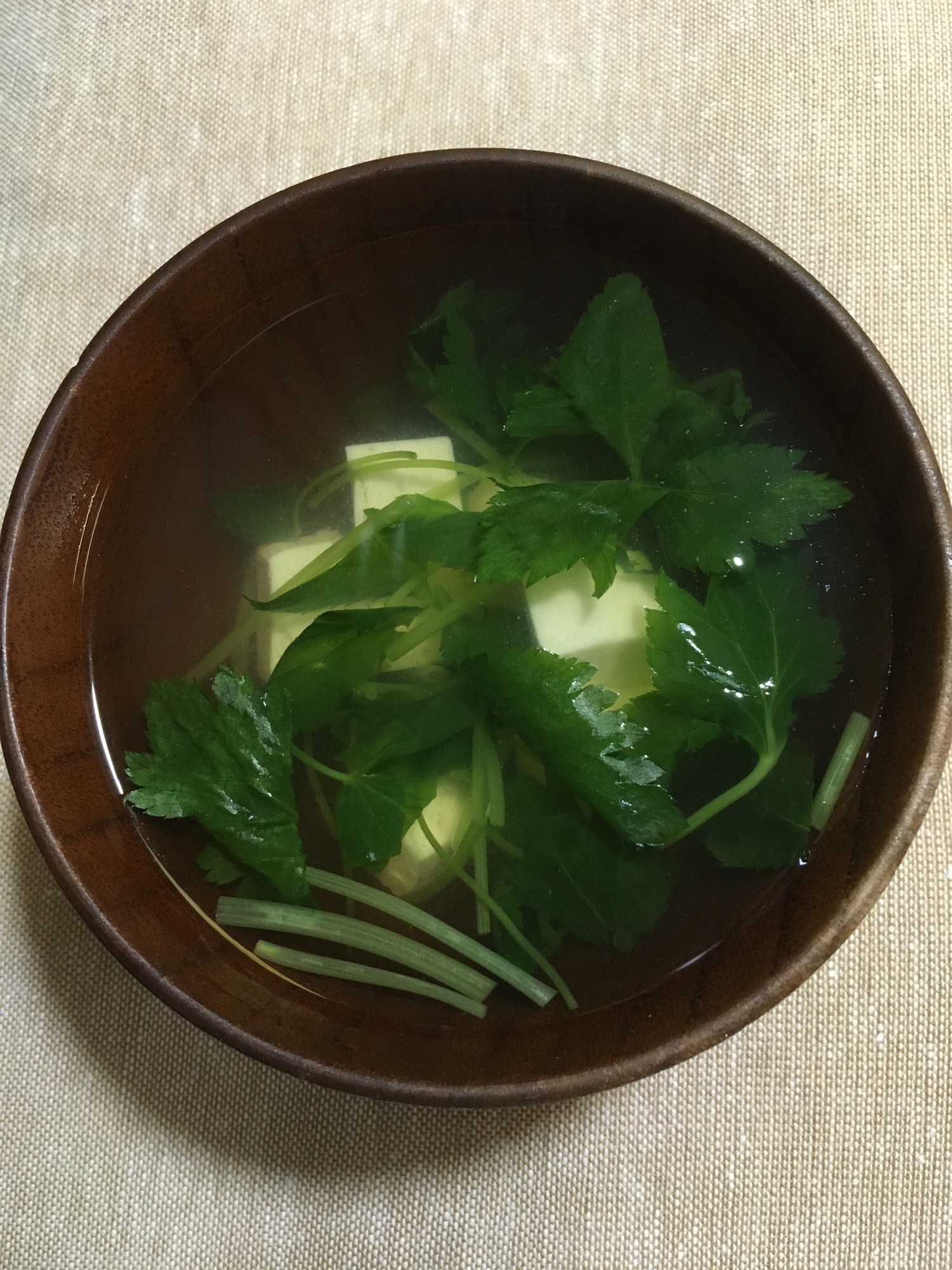 豆腐と三つ葉のお吸い物