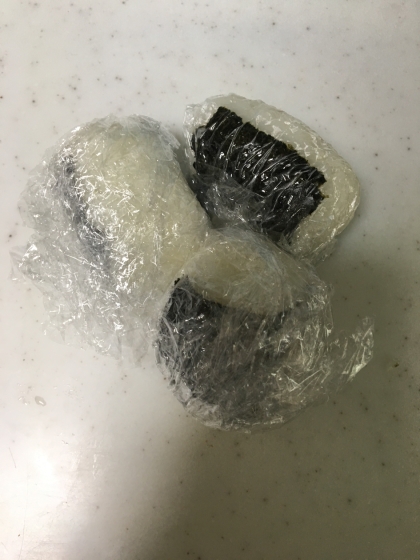 シーチキンマヨおにぎり