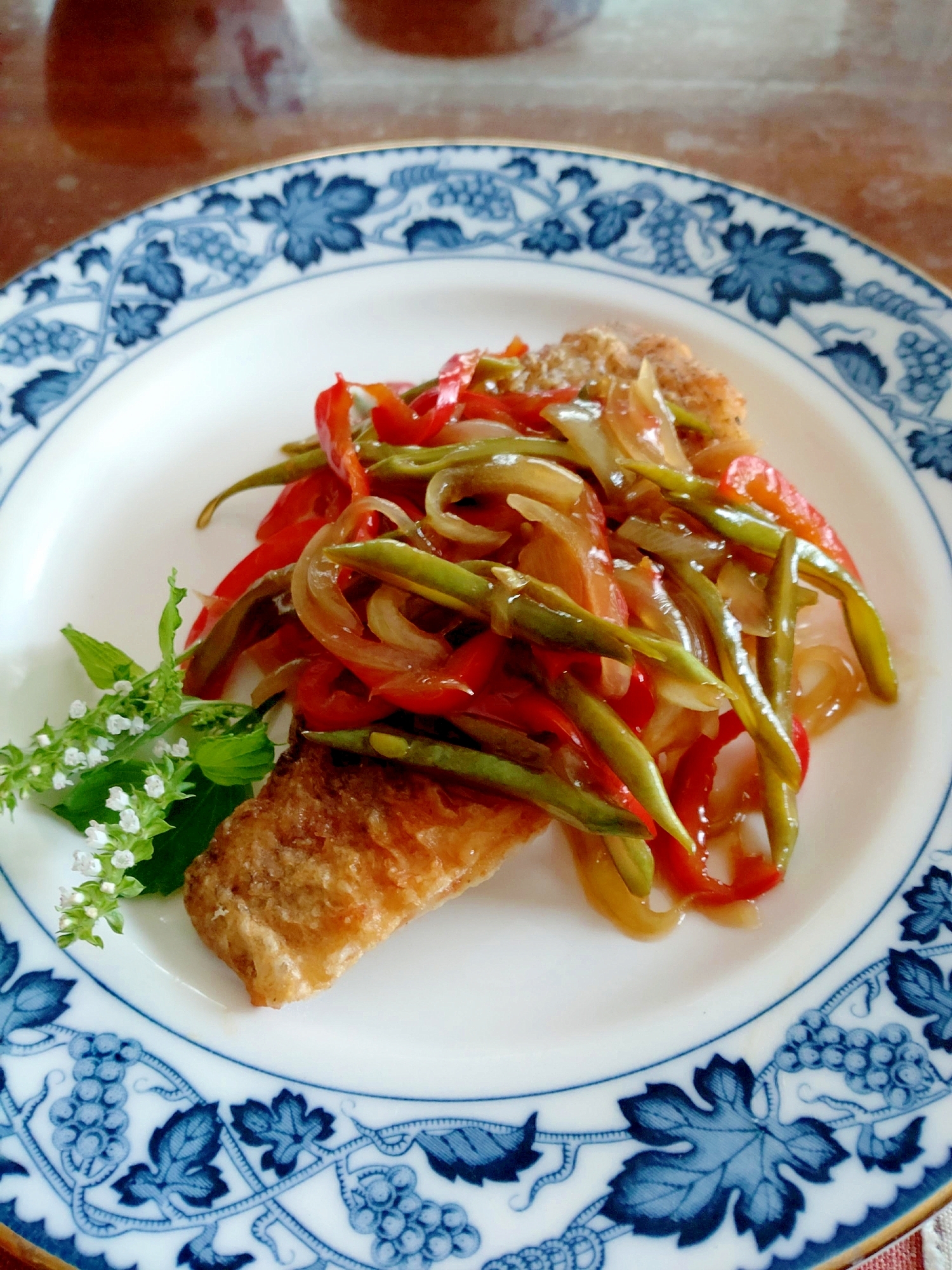 赤魚の甘酢野菜餡かけ