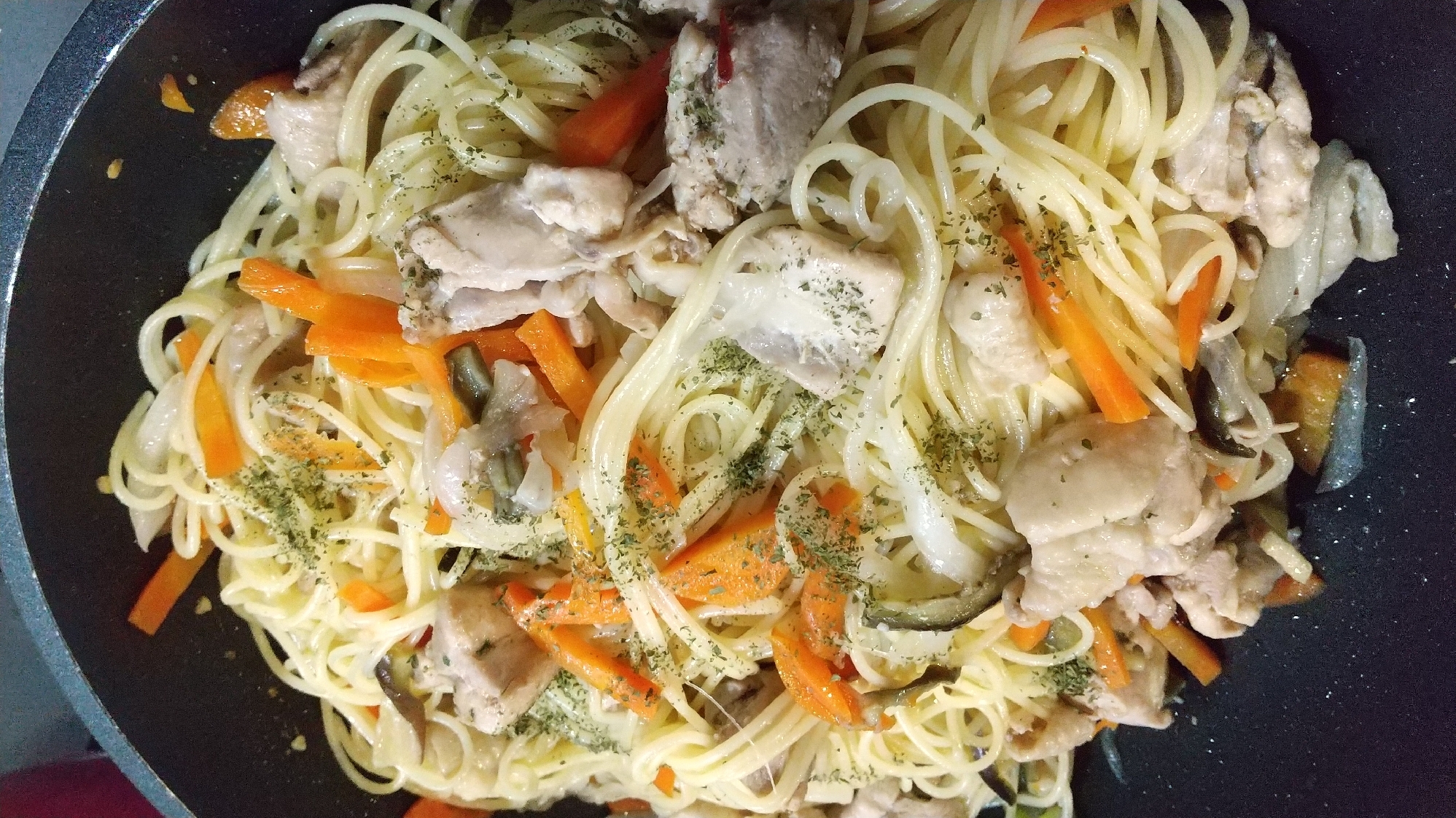 アヒージョのもとでパスタ