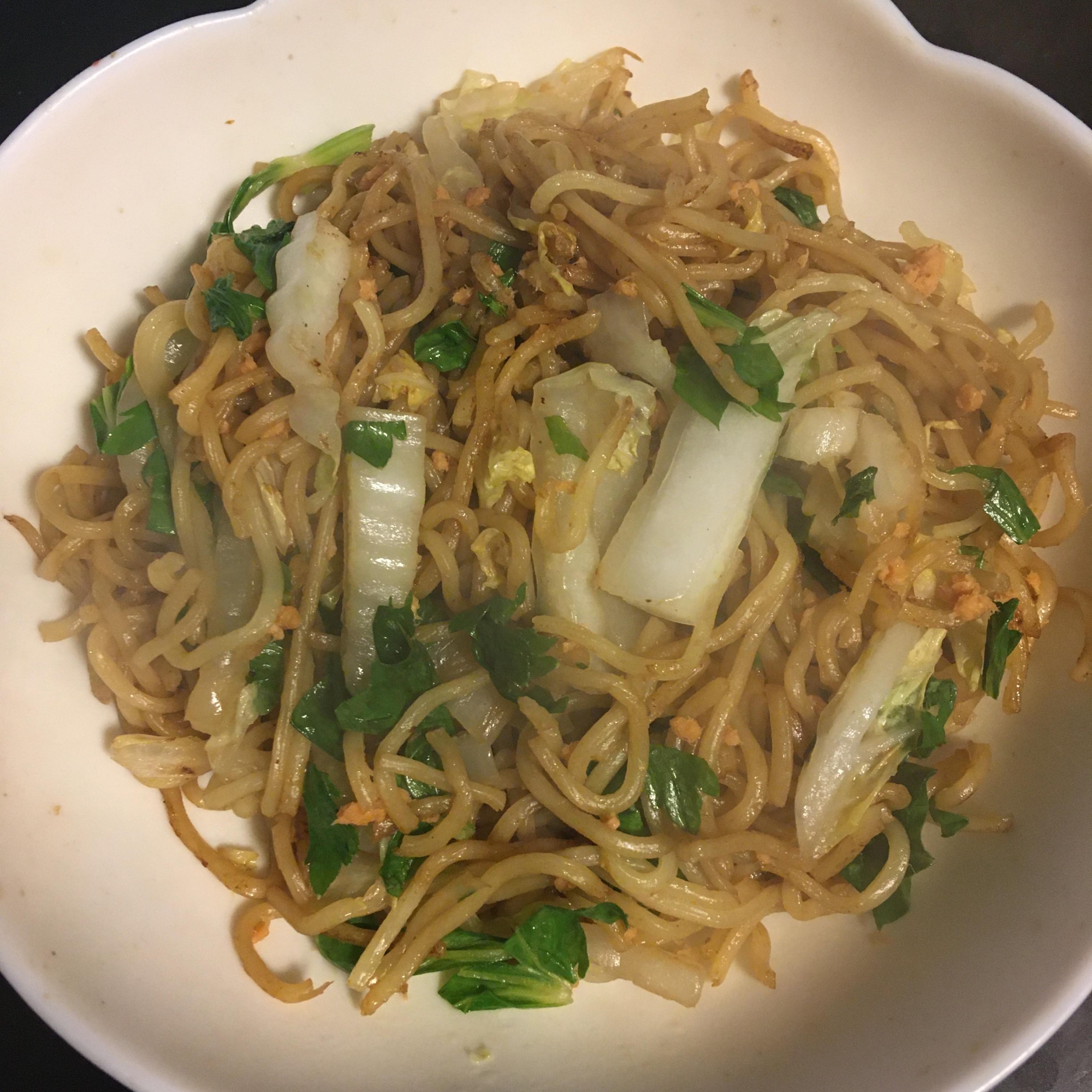 セロリ 白菜 鮭フレーク、ソース焼きそば