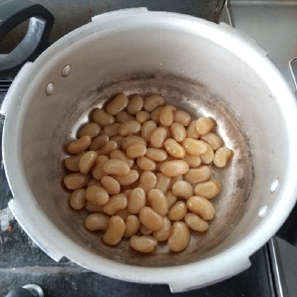 圧力鍋を使って白花豆の甘煮♪