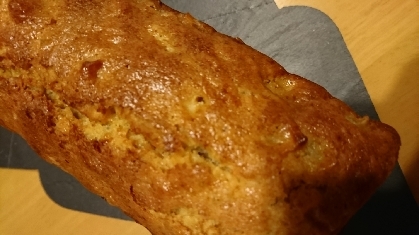 リンゴ丸ごと1個使って作りました。牛乳を入れなくてもおいしいですね。また作ります！