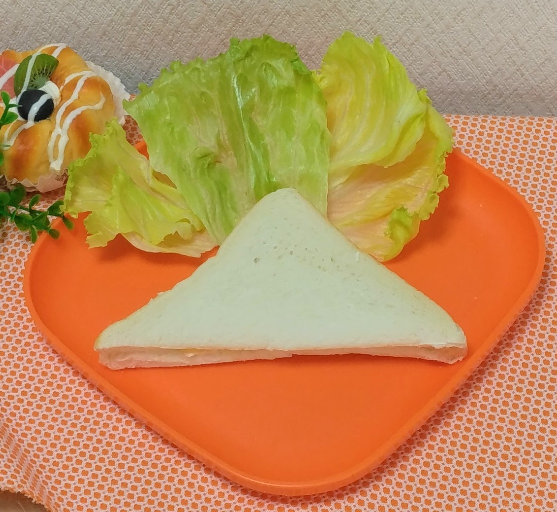 ５分でできる‼️簡単✨バター＆ナッツ サンドイッチ