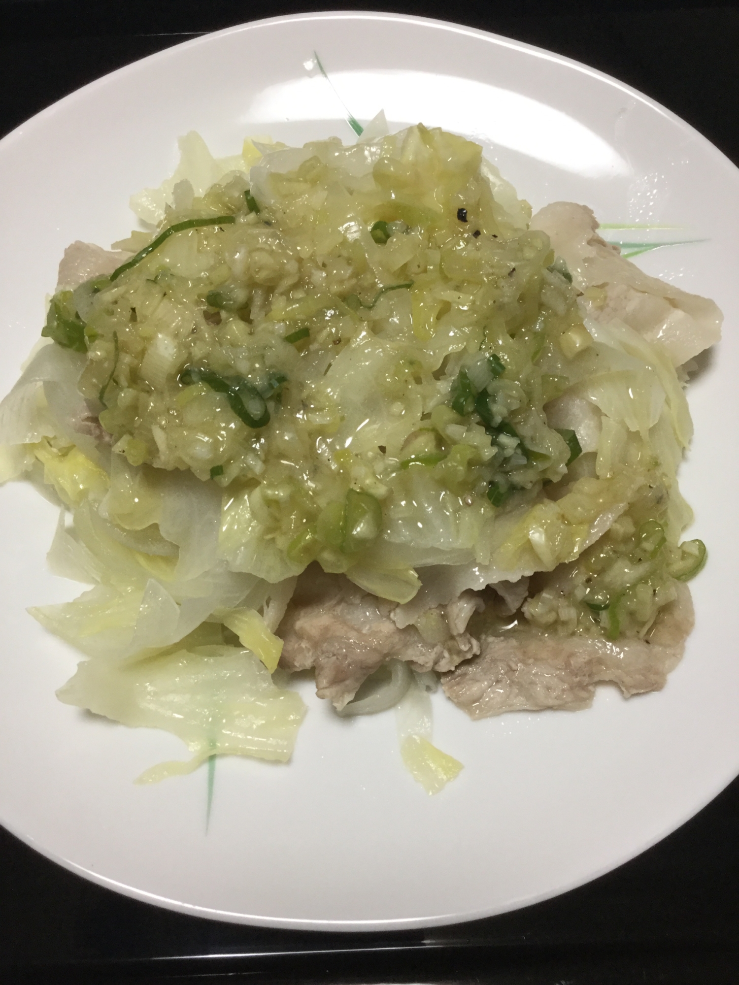 豚肉と蒸し野菜のネギ塩ダレのせ